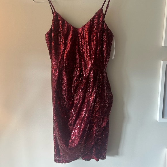 Below the Stars Wine Red Sequin Asymmetrical Bodycon Dress Lulus Size Medium - Picture 7 of 9